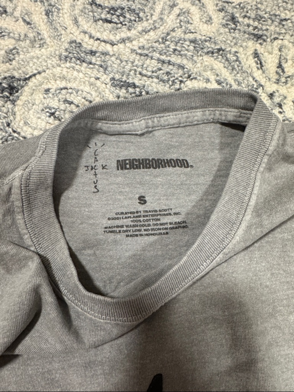 Cactus Jack by Travis Scott Gray Tee with Yellow Bee Graphic - Picture 4 of 5